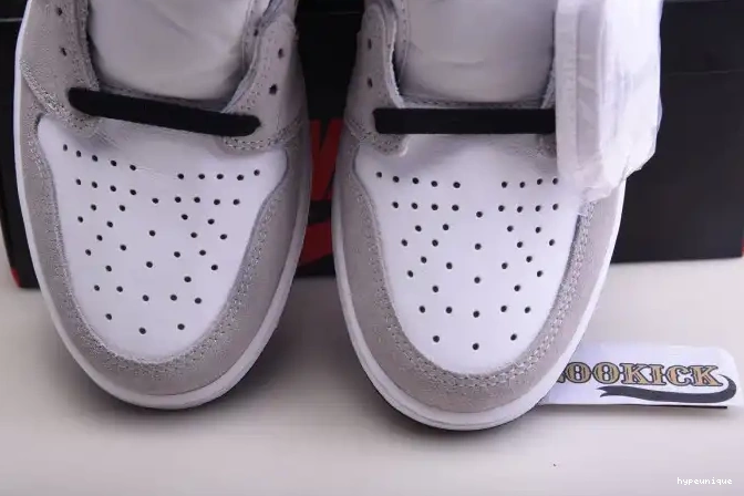 HYPE Grey OG Light 555088-126 Air 1 High Jordan Smoke 0619